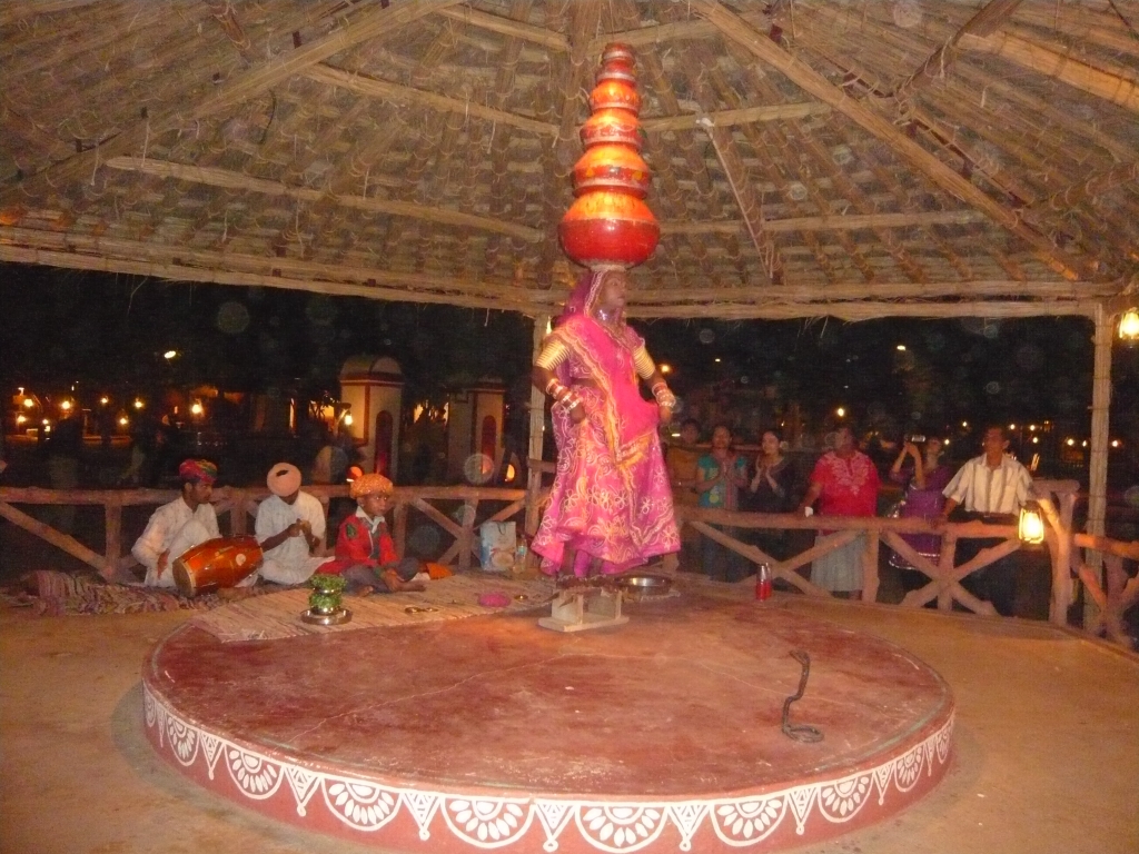 Day 7 - You Must Visit Chokhi Dhani : Jaipur, India (Mar'11) 5