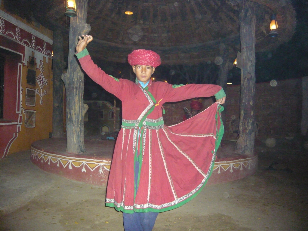 Day 7 - You Must Visit Chokhi Dhani : Jaipur, India (Mar'11) 8