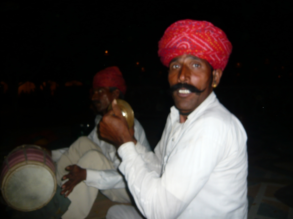 Day 7 - You Must Visit Chokhi Dhani : Jaipur, India (Mar'11) 10