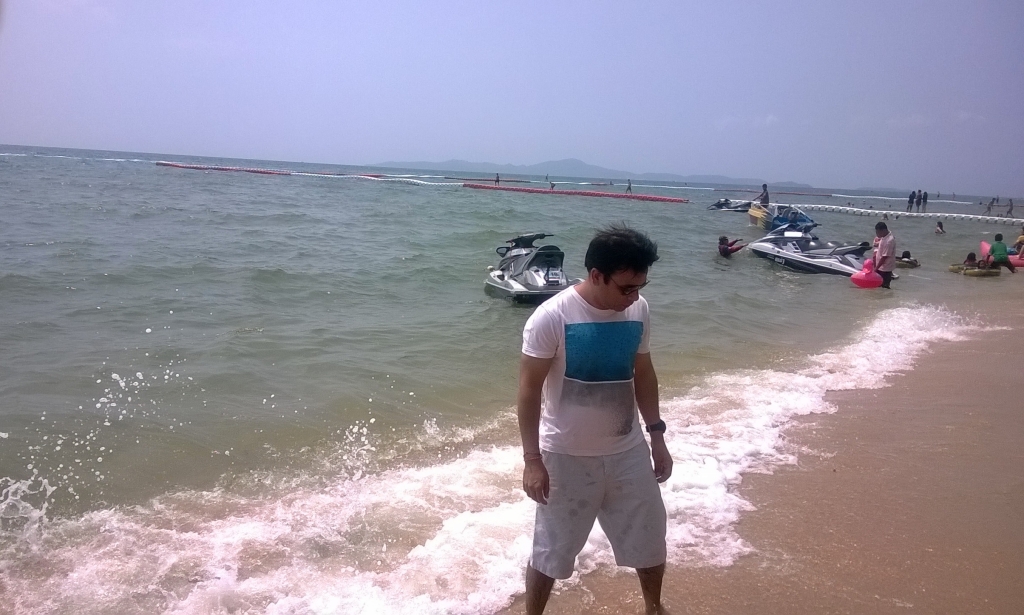 Day 4 – Visited Jomtien Beach With Family : Pattaya, Thailand (Mar’14)