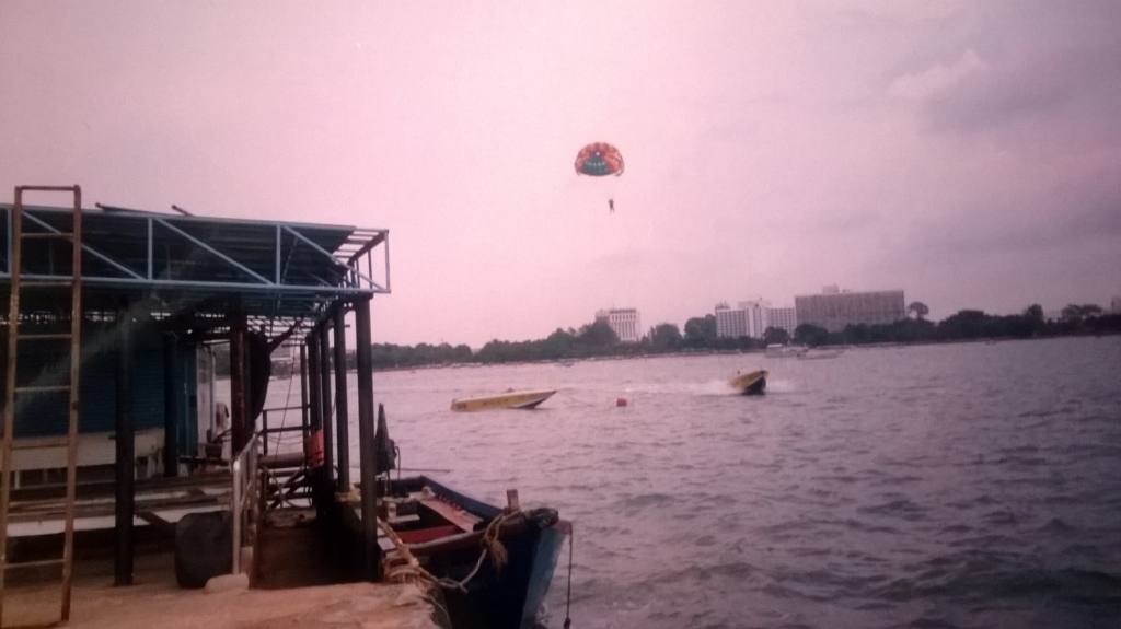 My First Trip To Pattaya : Thailand (Sep'03) 2
