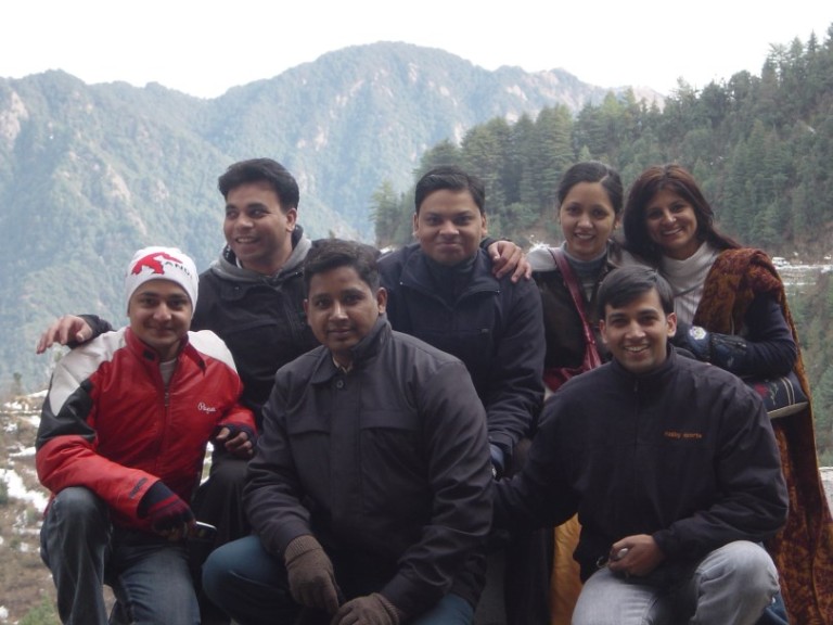 Team Building Activities in Dhanaulti Snowfall : India (Dec’06)
