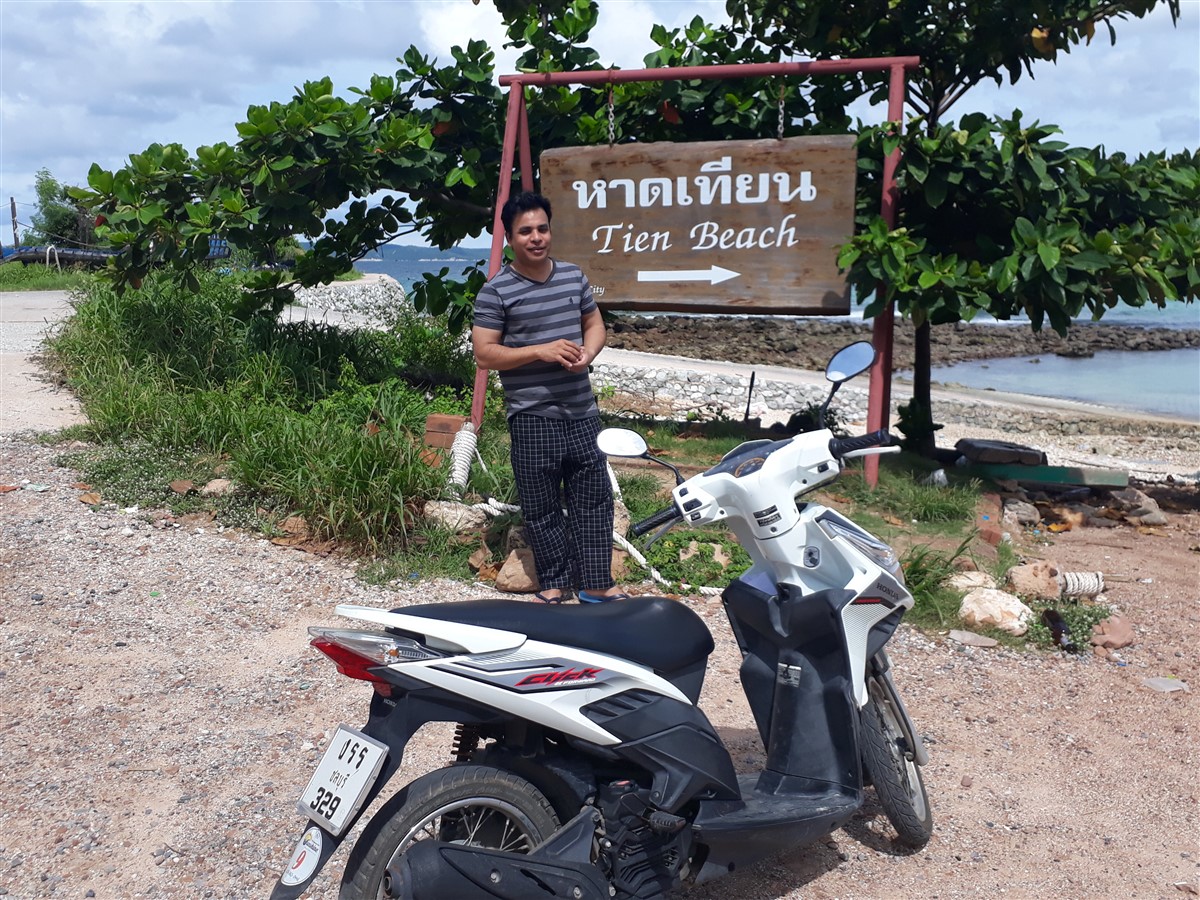 Exploring Koh Larn Island by Motorbike : Pattaya, Thailand (Sep’17) 4