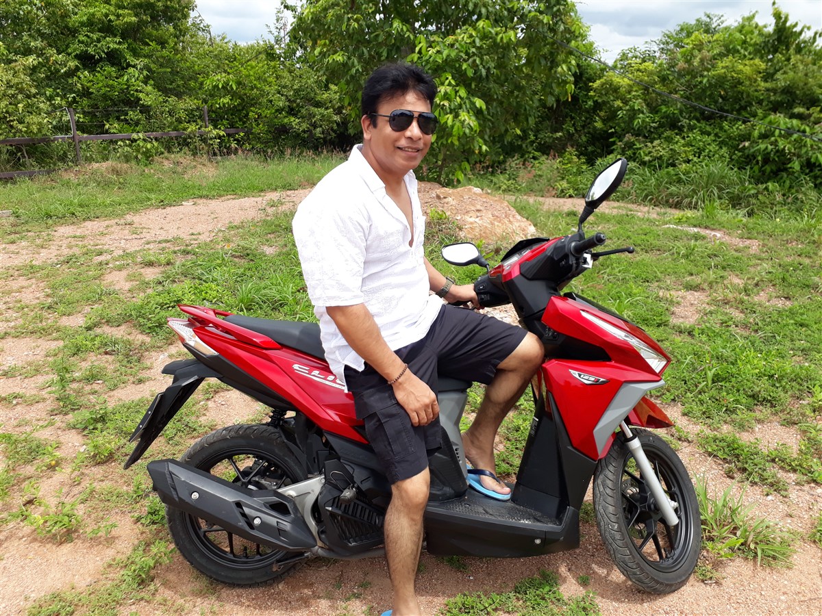 Exploring Koh Larn Island by Motorbike : Pattaya, Thailand (Sep’17) 9