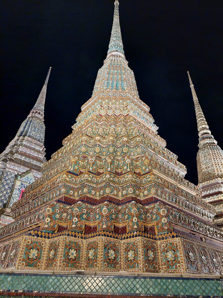 Pay Respect At Wat Pho Temple : Bangkok, Thailand (Nov'21) 3