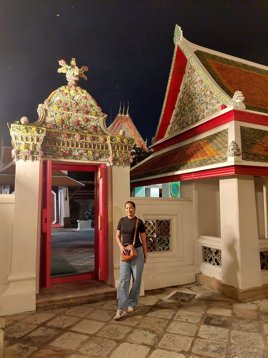 Pay Respect At Wat Pho Temple : Bangkok, Thailand (Nov'21) 4