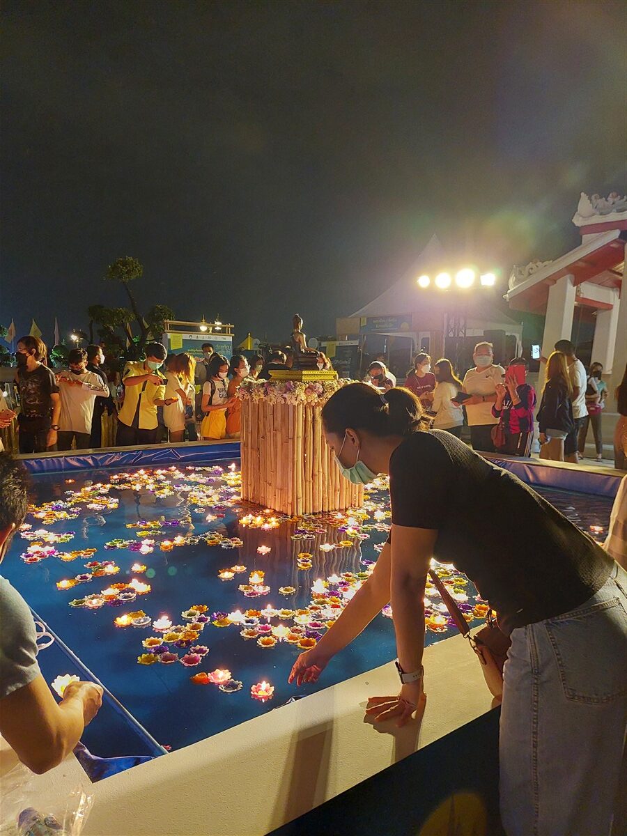 Pay Respect At Wat Pho Temple : Bangkok, Thailand (Nov'21) 11