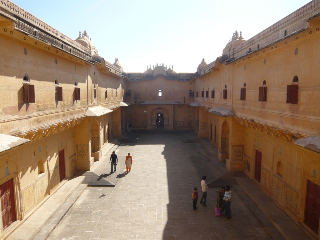 Exploring Nahargarh Fort : Jaipur, India (Mar'11) 13