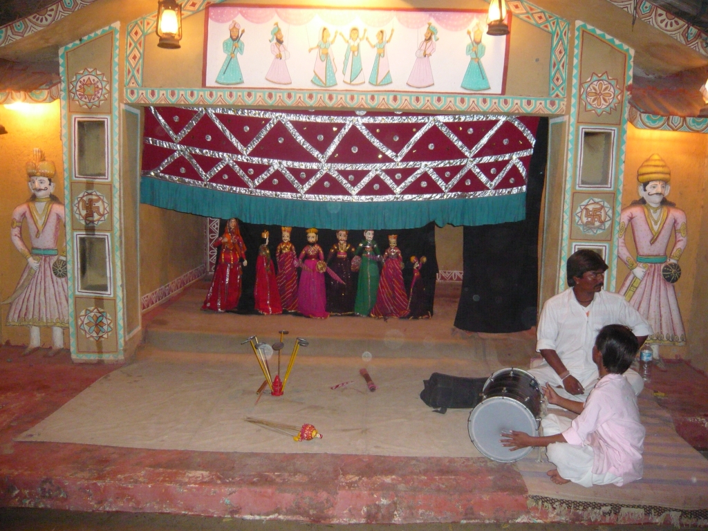 Day 7 - You Must Visit Chokhi Dhani : Jaipur, India (Mar'11) 4