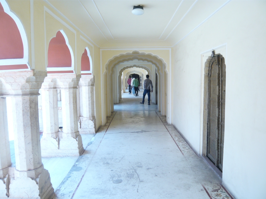 Exploring City Palace : Jaipur, India (Mar'11) 14