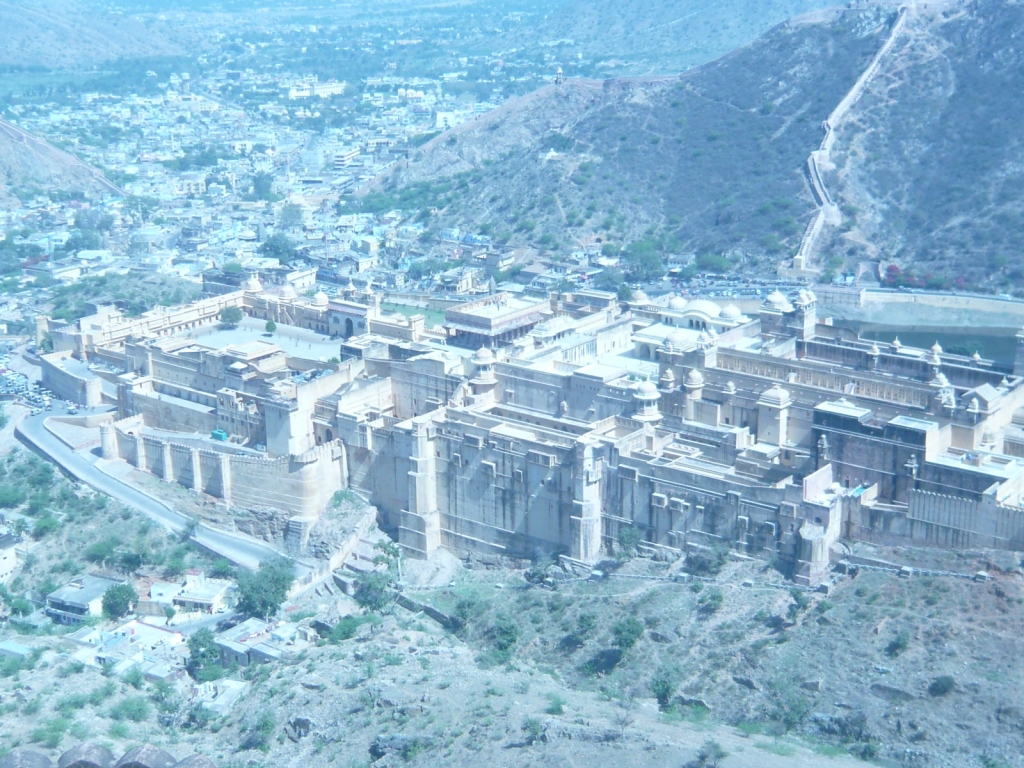 Exploring Jaigarh Fort : Jaipur, India (Mar'11) 21