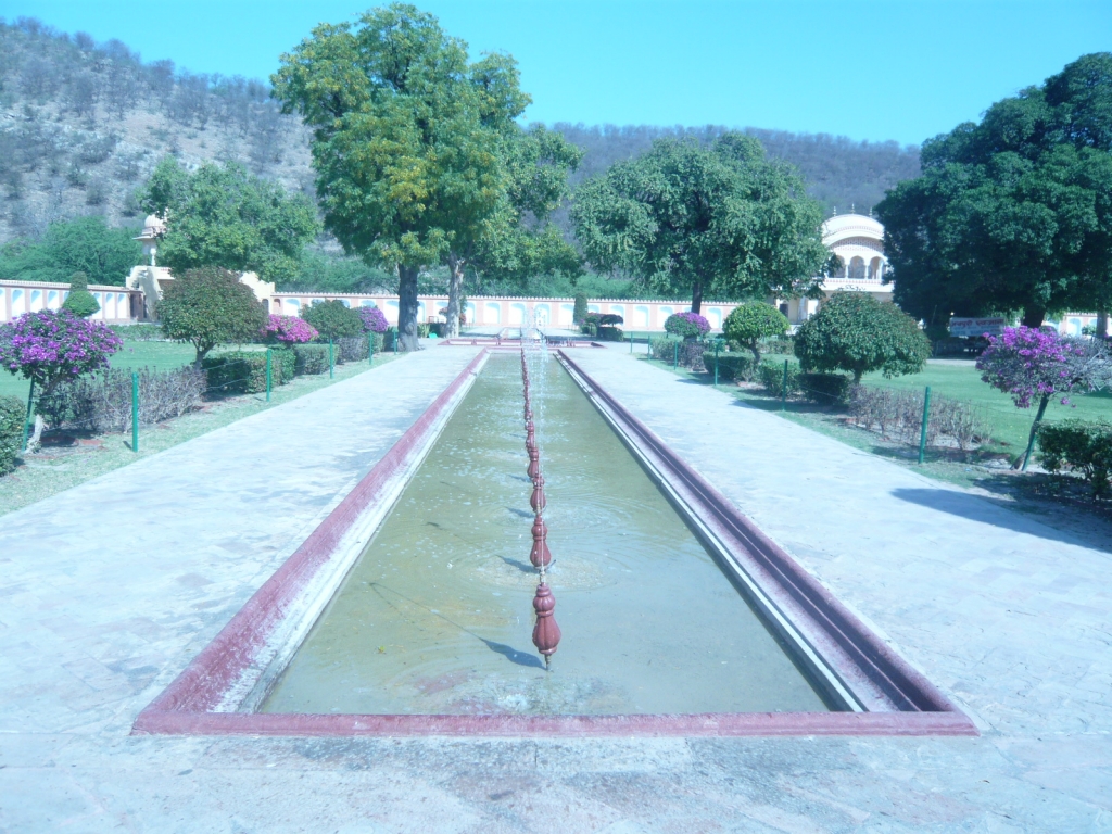 Exploring Around Jaipur City : India (Mar'11) 10