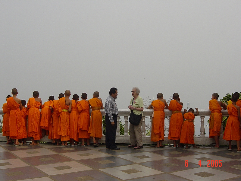 Trip To Doi Suthep Temple : Chiang Mai, Thailand (Apr'05) 3