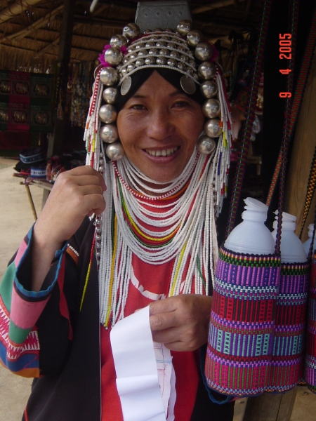 Exploring Long Neck Karen Village : Mae Hong Son, Thailand (Apr'05) 7