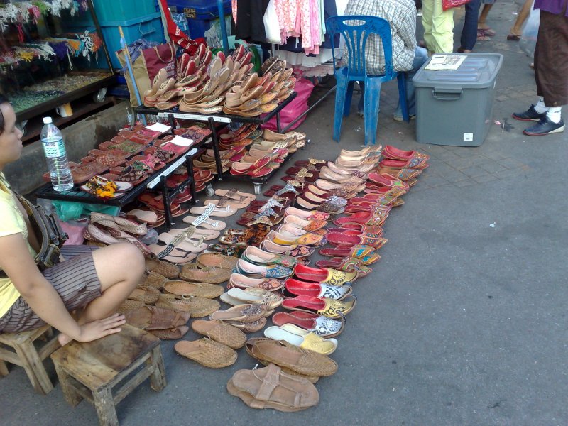 Exploring Chatuchak Market : Bangkok, Thailand (Jan'09) 19