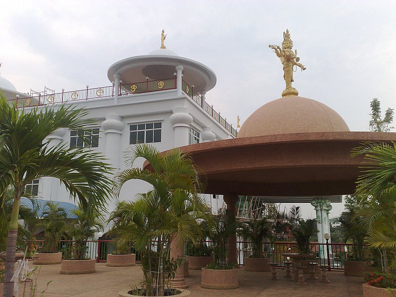 hindu temple bangkok