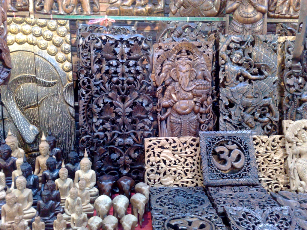 Exploring Chiang Mai City and Night Market : Thailand (Oct'11) 26