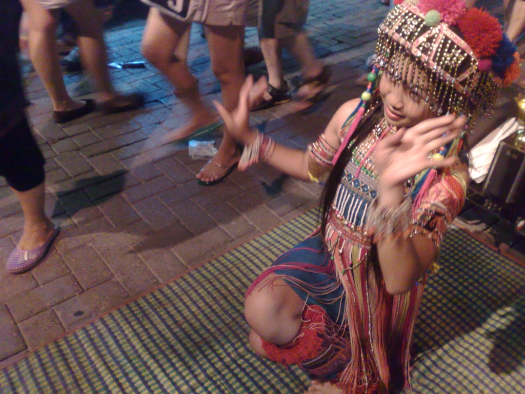 Exploring Chiang Mai City and Night Market : Thailand (Oct'11) 29