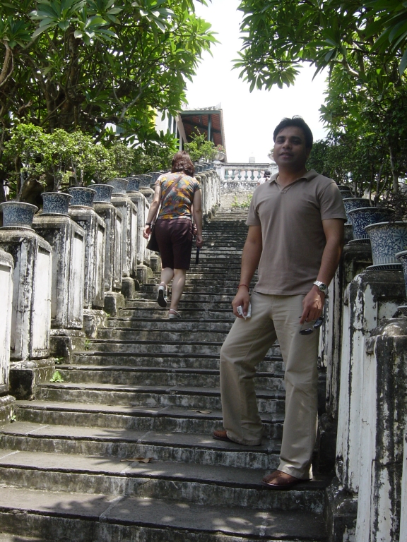 Exploring Hua Hin : Thailand (July'06) 10