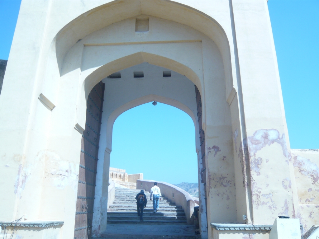 Exploring Amber Fort : Jaipur, India (Mar'11) 8