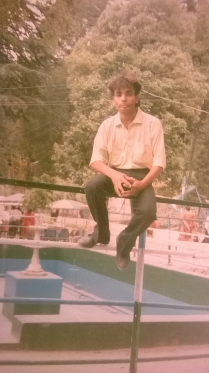 My First Trip to Mussoorie Hill Station With Friends : India (1995) 4