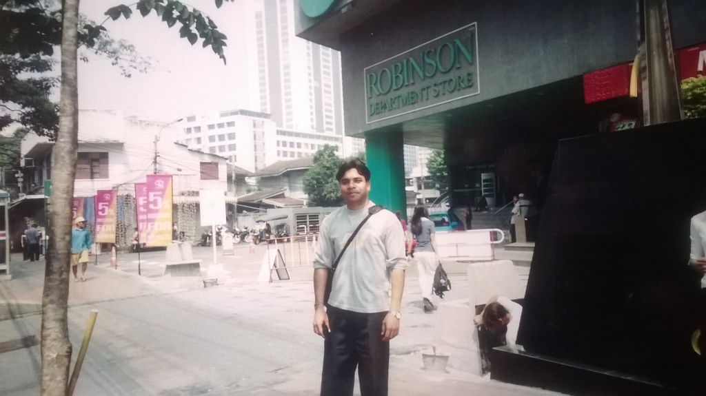 Chapter 13 - My Rebirth in Bangkok, Thailand (7th Feb 2003) 1 Rebirth in Bangkok