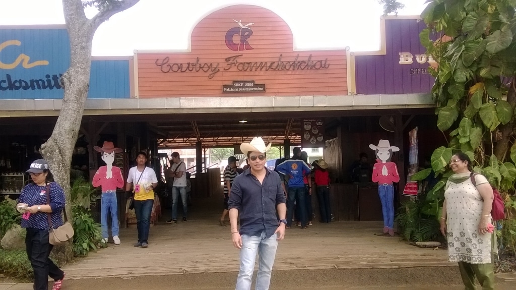Exploring Chokchai Farm : Nakhon Ratchasima, Thailand (Mar'14) 1