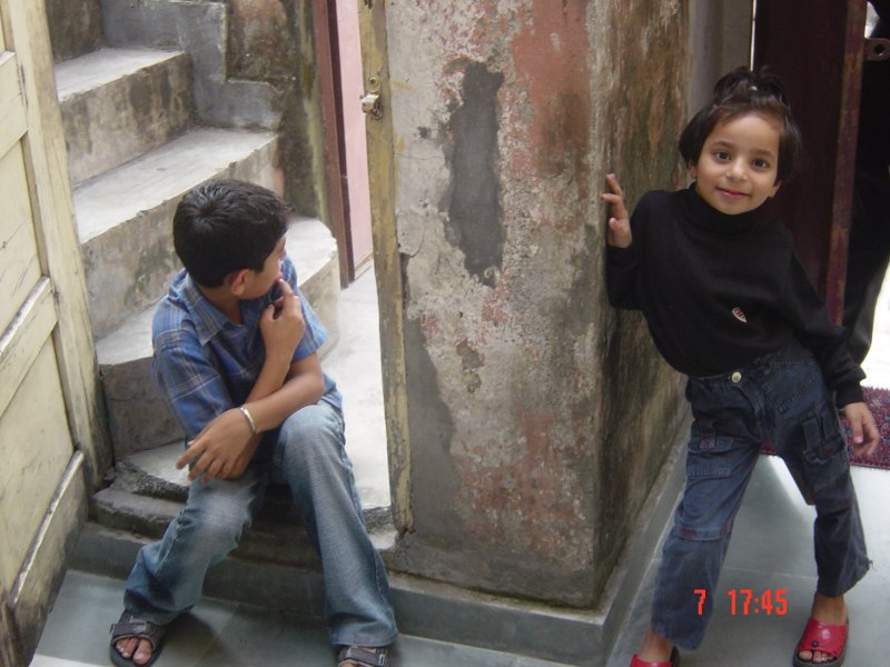 Exploring Dehradun (Diwali Festival) : India (Nov'07) 5