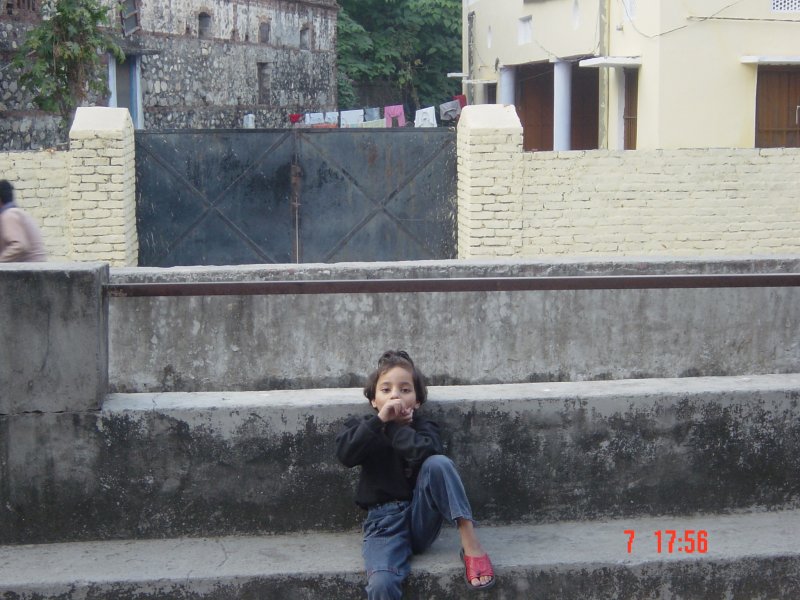 Exploring Dehradun (Diwali Festival) : India (Nov'07) 10