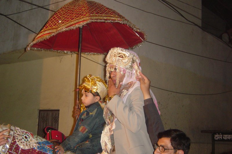 Exploring Delhi (Brother Marriage) : India (Dec'05) 18