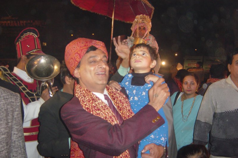 Exploring Delhi (Brother Marriage) : India (Dec'05) 10