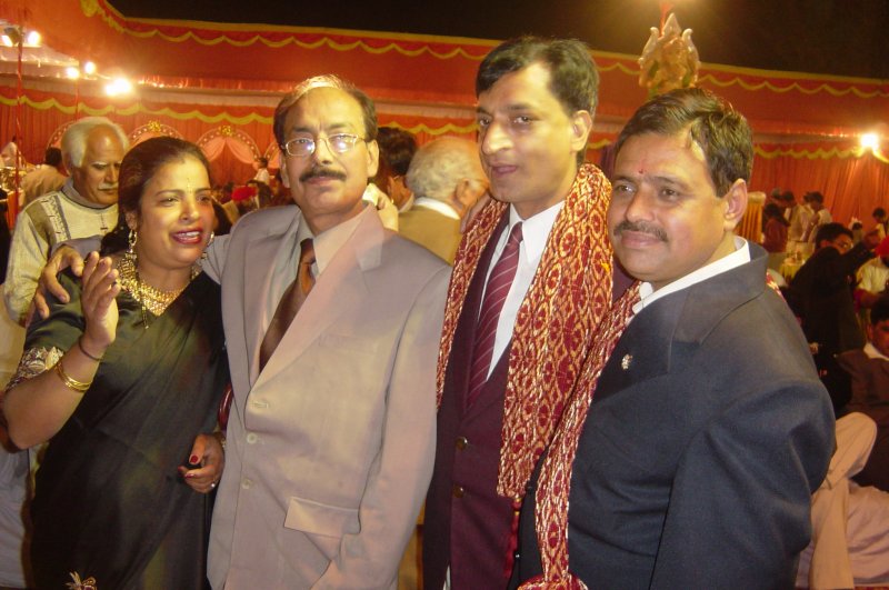 Exploring Delhi (Brother Marriage) : India (Dec'05) 13