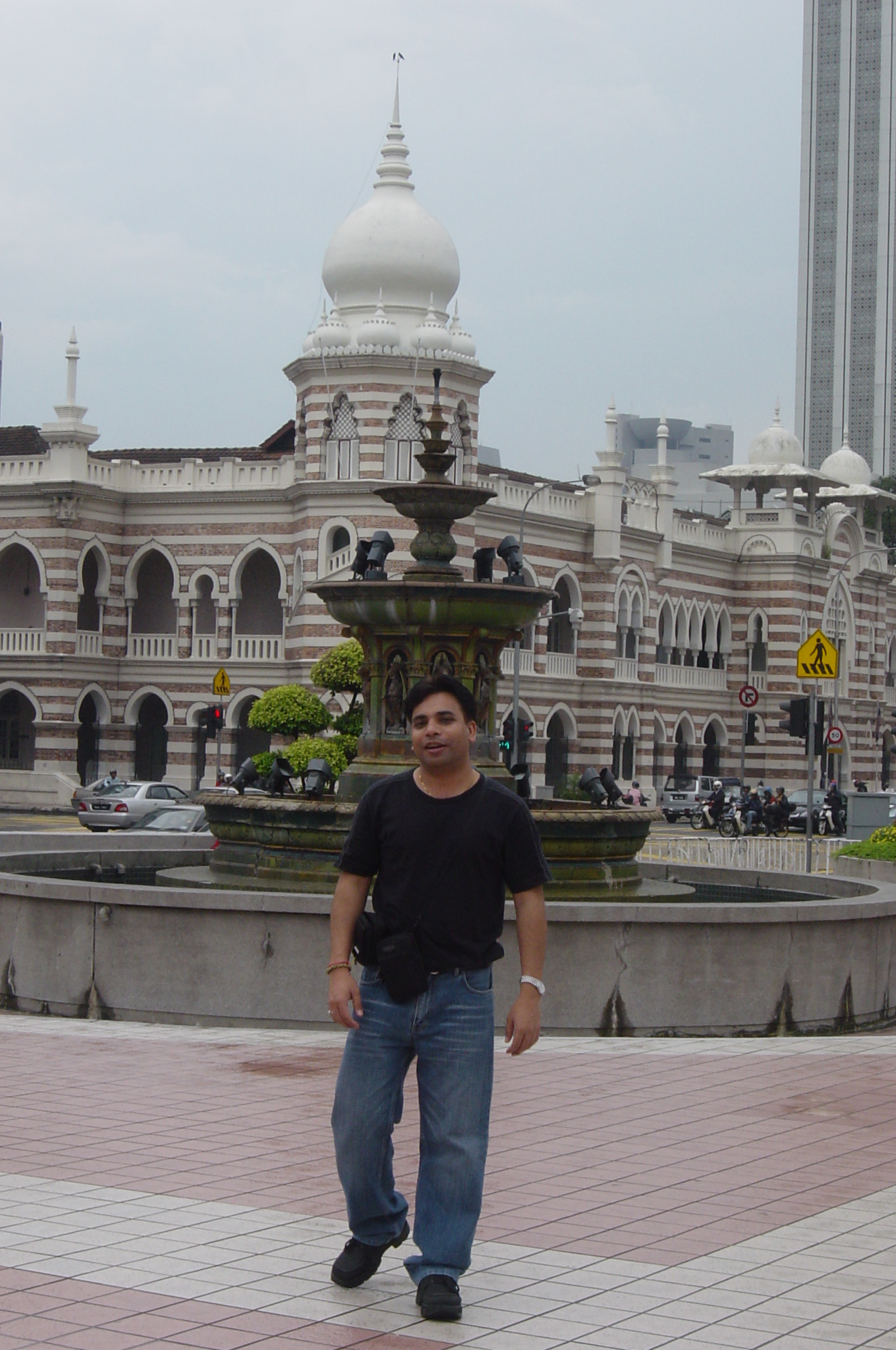 Exploring Kuala Lumpur : Malaysia (Dec'05) 2