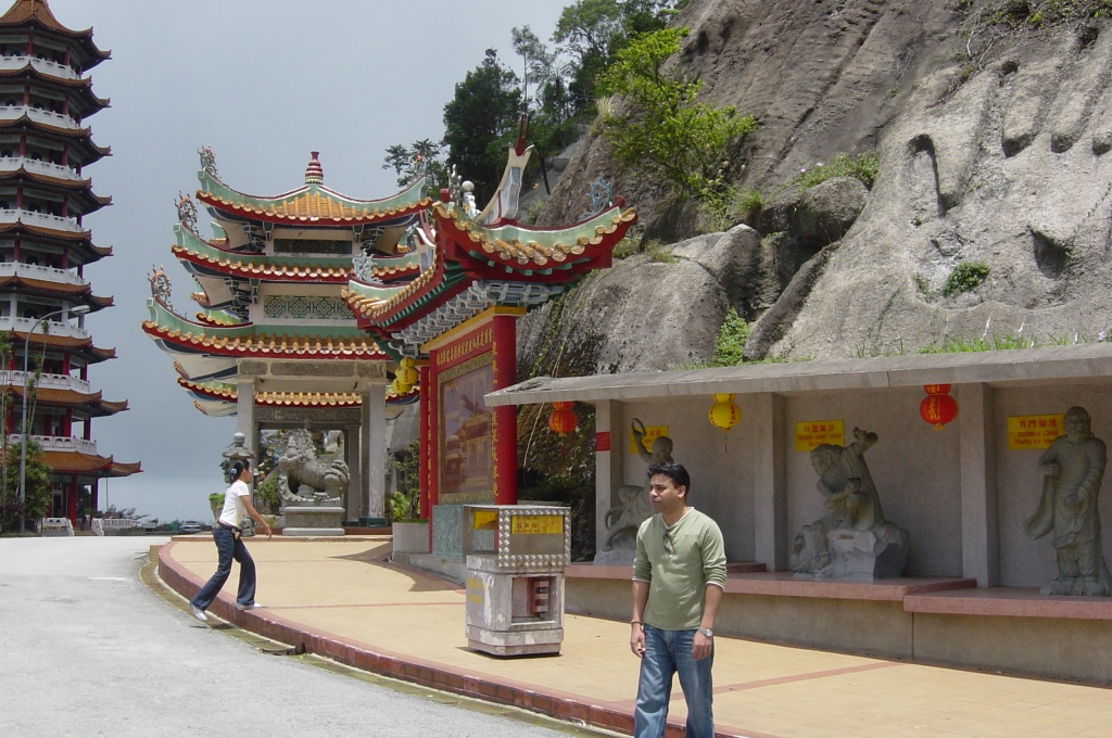 Day 3 - Day Trip To Genting Highland : Malaysia (Dec'05) 1