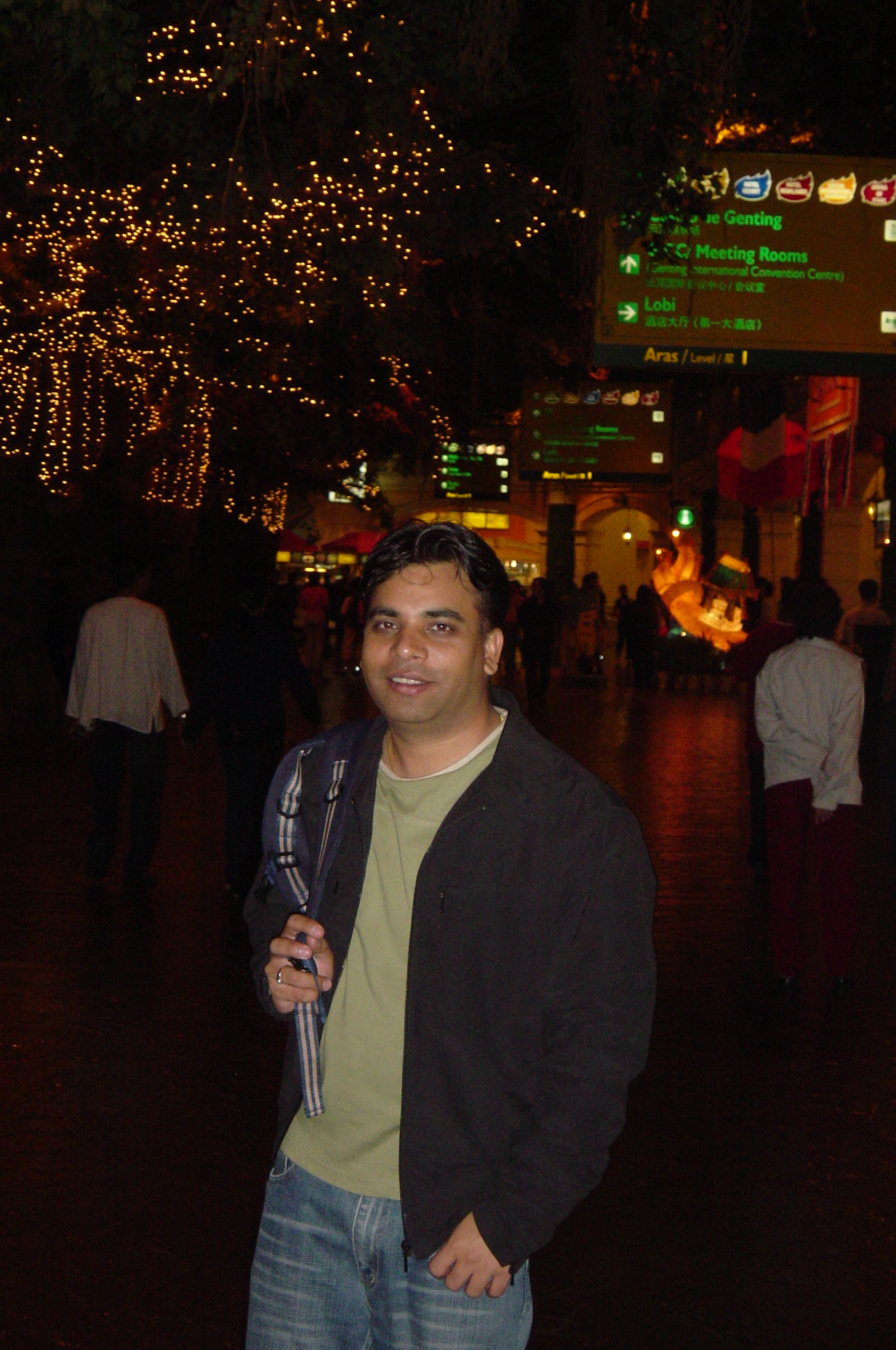 Exploring Kuala Lumpur : Malaysia (Dec'05) 3