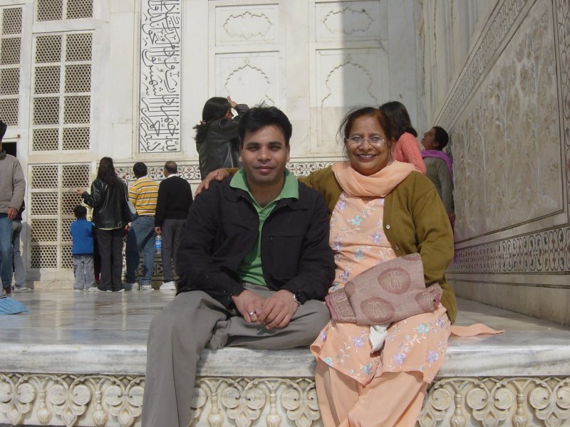 Trip To Taj Mahal with Mother
