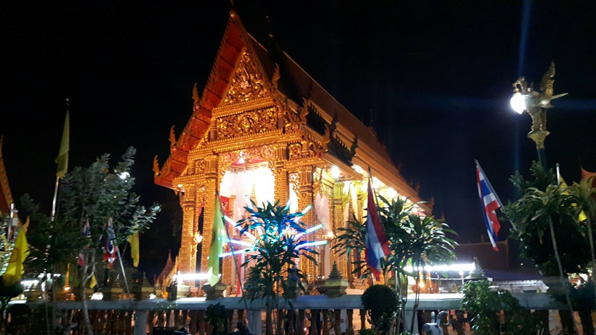 Exploring Wat Thepleela Temple, Bangkok : Thailand (May'17) 7