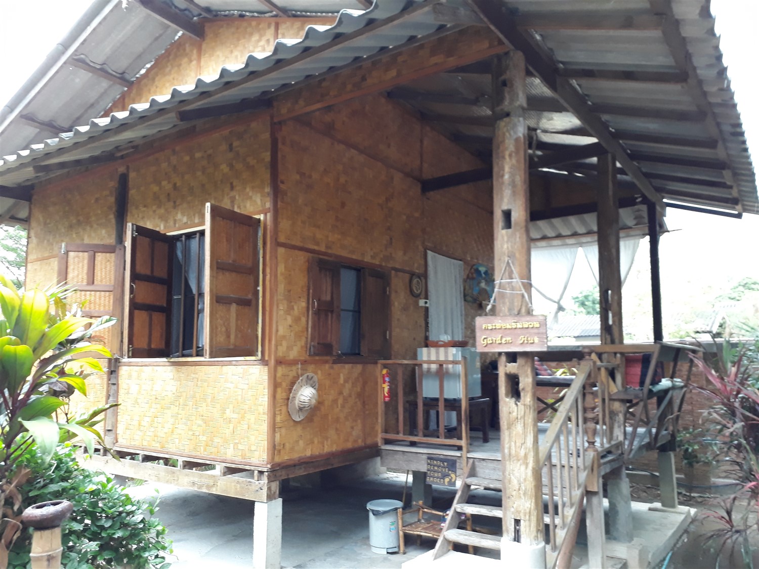 Exploring Around Ban Chunsongsang Home Stay, Chiang Mai : Thailand (Apr'17) 9