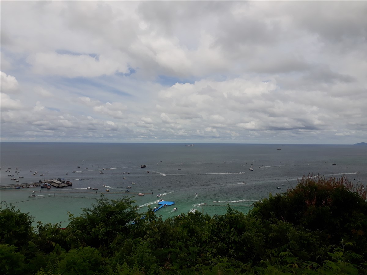 Exploring Koh Larn Island by Motorbike : Pattaya, Thailand (Sep’17) 29