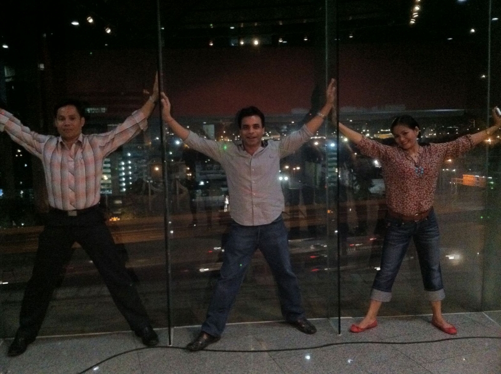 Exploring Fun at Yontrakit Fitness Party : Bangkok, Thailand (Sep'11) 20