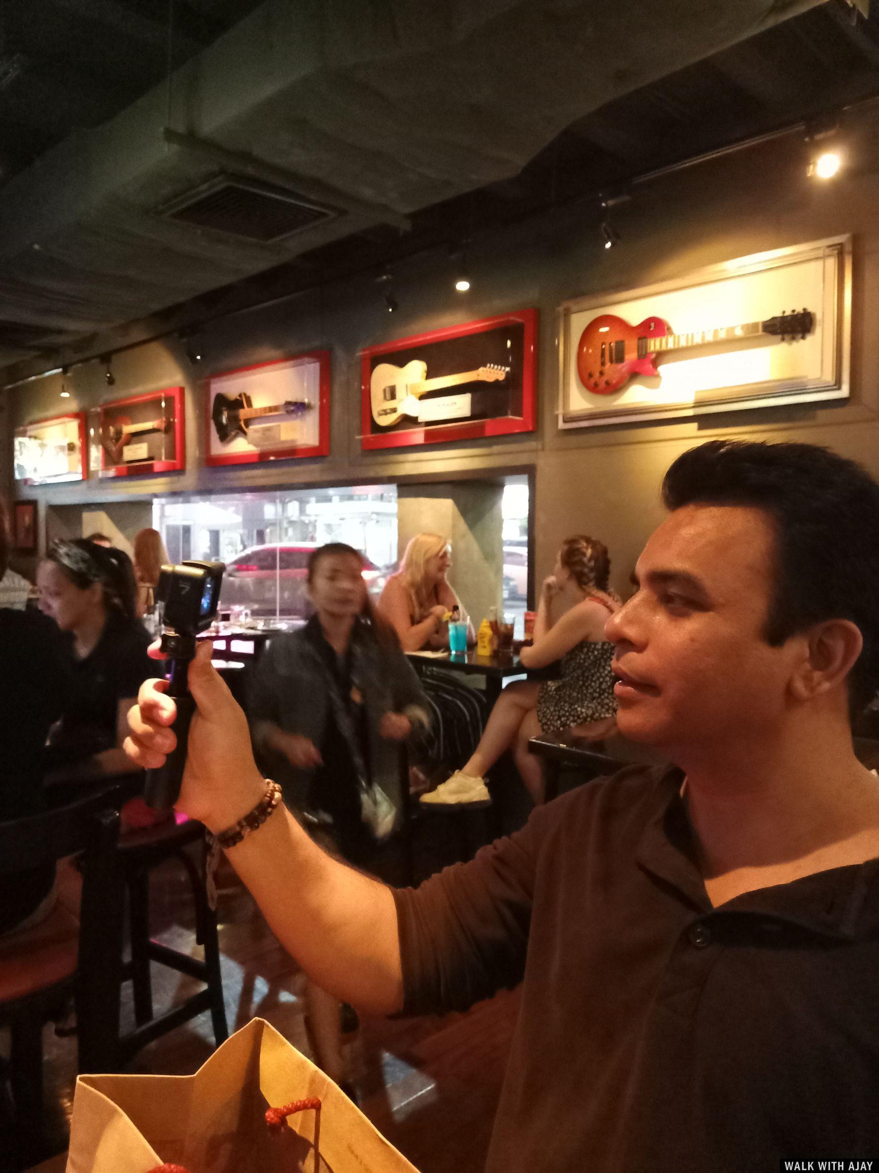 Enjoying Live Band at Hard Rock Cafe : Bangkok, Thailand (Sep'19) 4