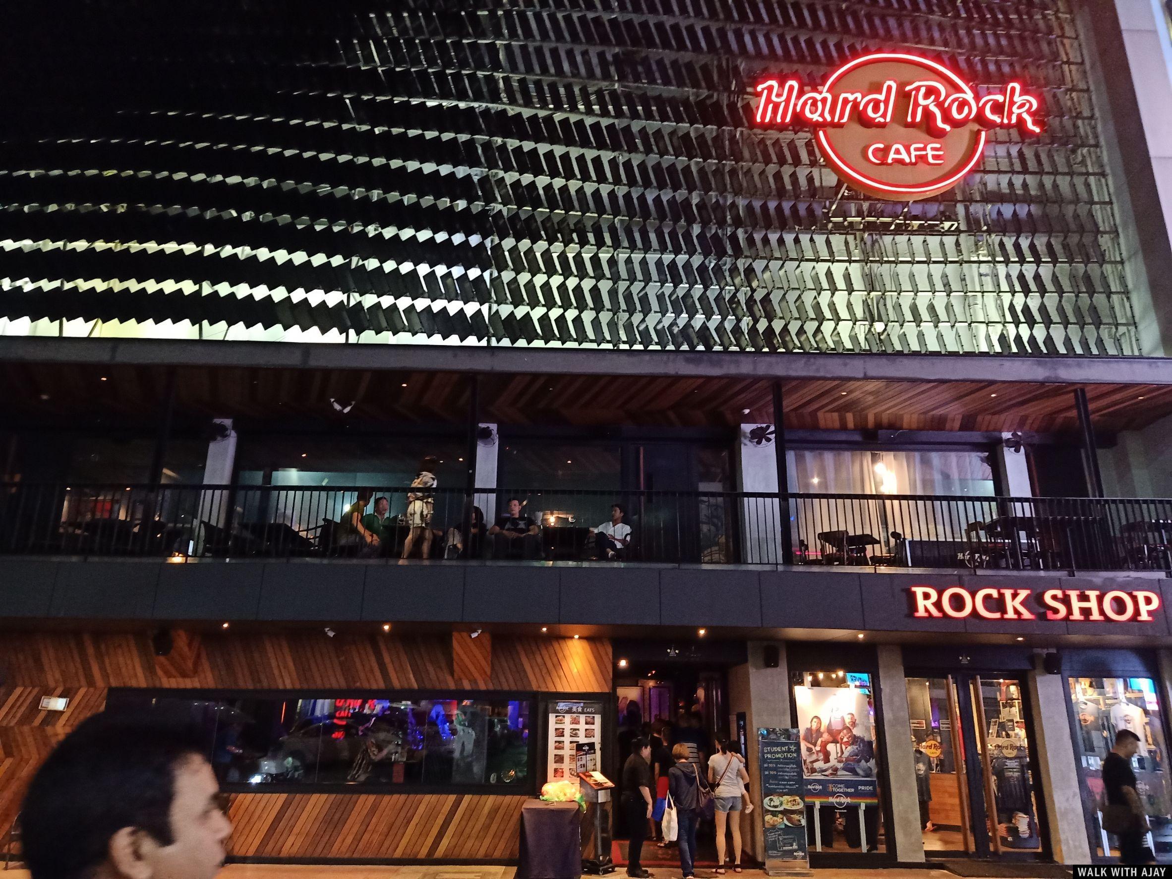 Enjoying Live Band at Hard Rock Cafe : Bangkok, Thailand (Sep'19) 3
