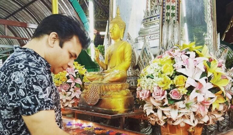 Pay Respect At Wat Hua Lamphong Temple : Bangkok, Thailand (Sep’19)