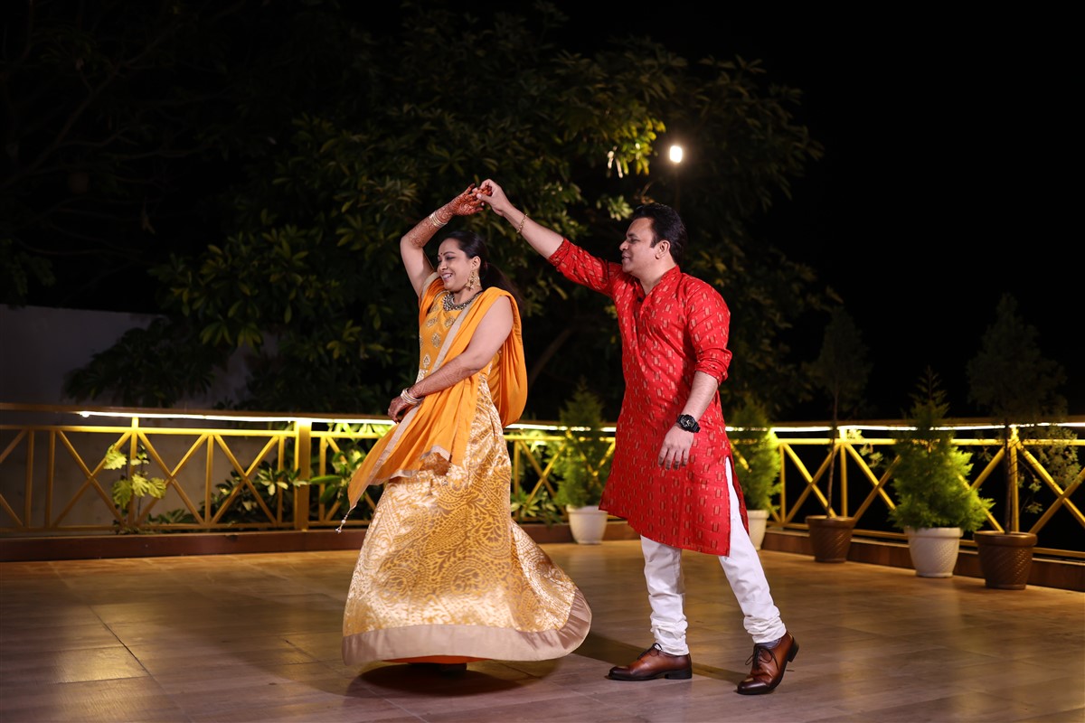 Our Indian Wedding (Cocktail Party) : Dehradun, India (Oct’22) – Day 10 19