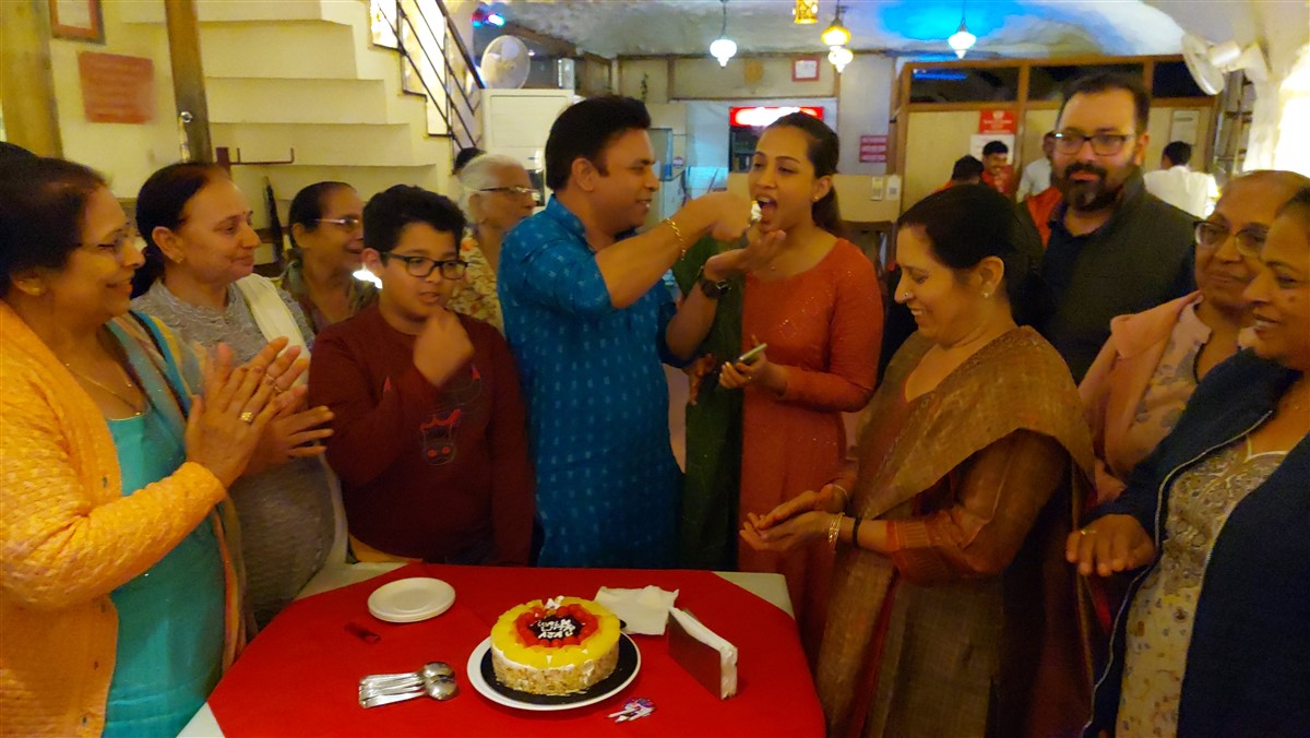 Day 15 - Celebrating My Birthday Dinner Party With Family : Dehradun, India (Nov’22) 8