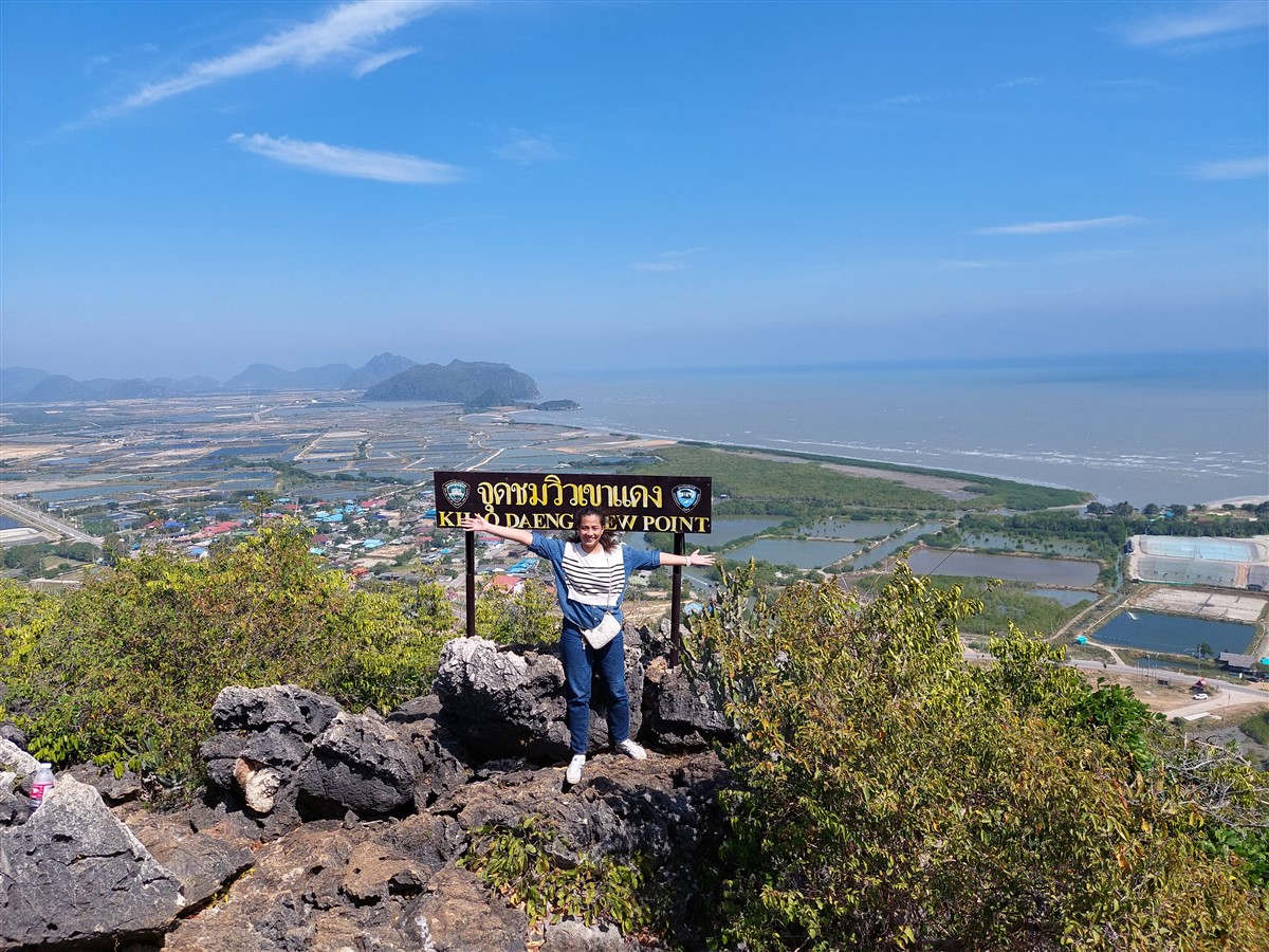 Hike To Khao Daeng View Point : Sam Roi Yot, Thailand (Jan'23) - Day 3 37