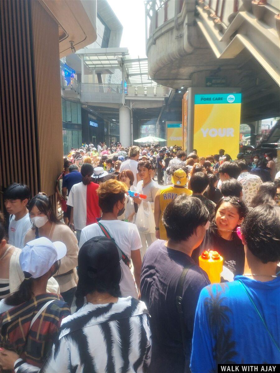 Enjoying Songkran Festival Around Siam Area : Bangkok , Thailand (Apr'23) 4