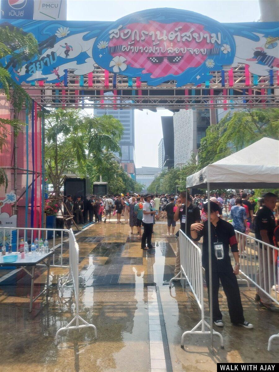 Enjoying Songkran Festival Around Siam Area : Bangkok , Thailand (Apr'23) 5