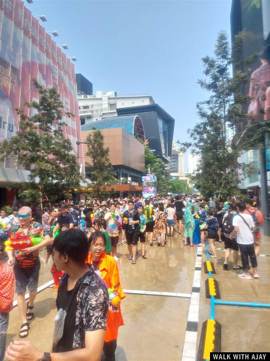 Enjoying Songkran Festival Around Siam Area : Bangkok , Thailand (Apr'23) 8