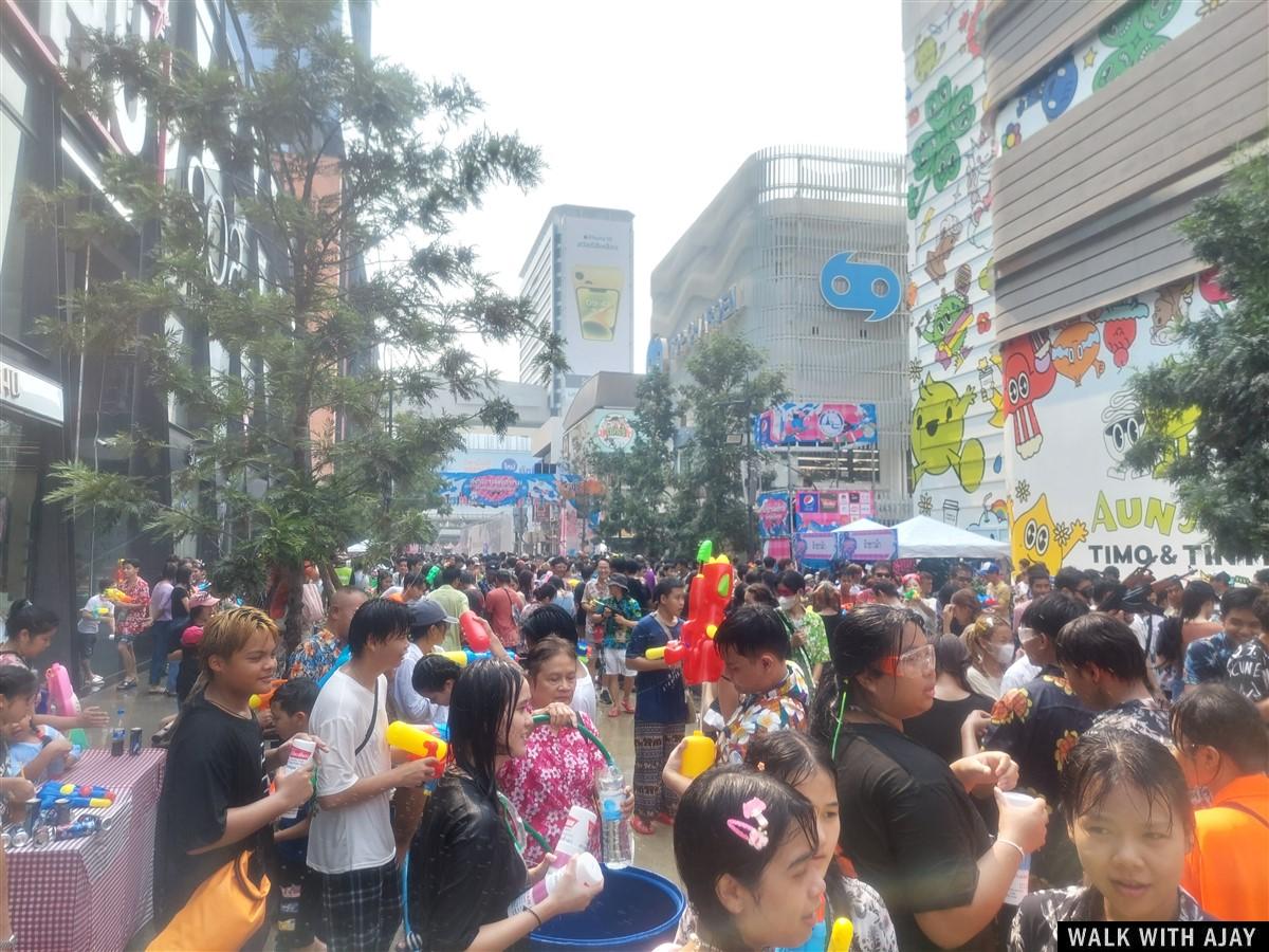 Enjoying Songkran Festival Around Siam Area : Bangkok , Thailand (Apr'23) 11